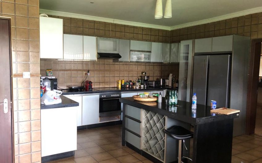 4 bedrooms furnished standalone house for rent in area 12