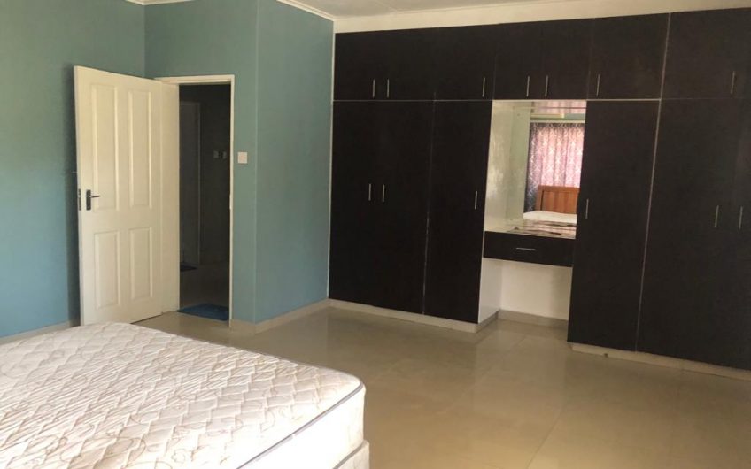 4 bedrooms furnished flats for rent in area 9